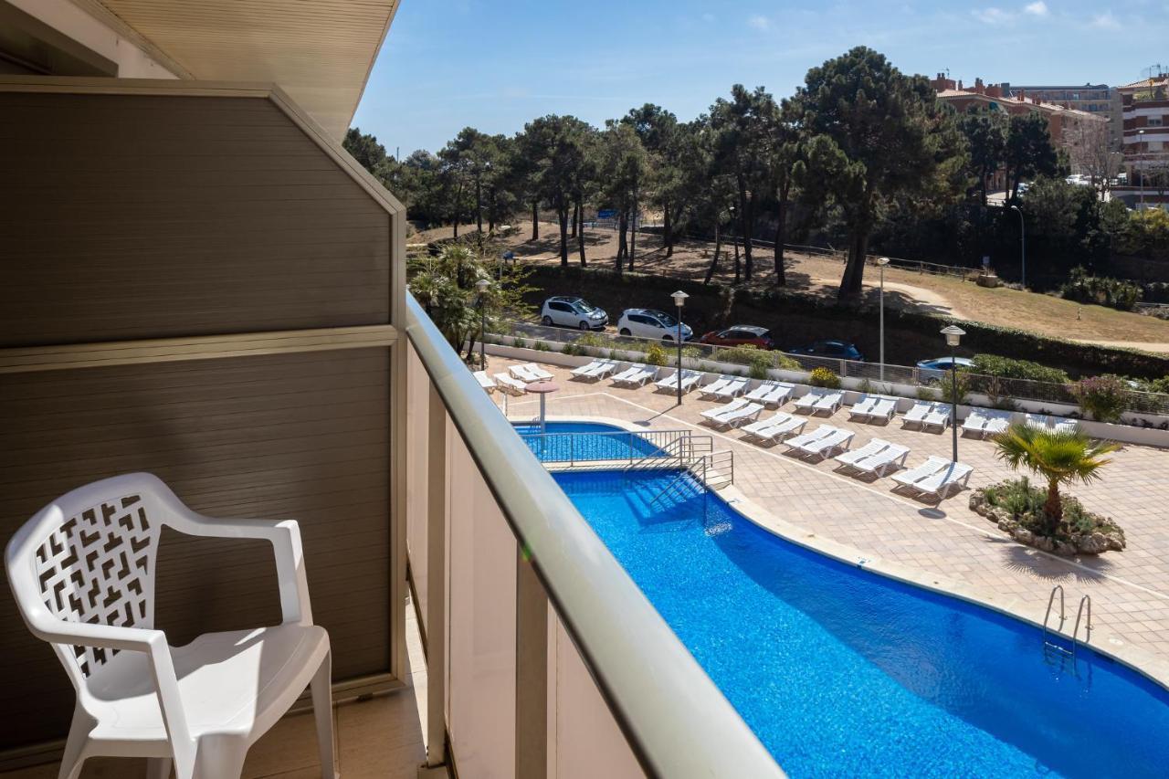 Habitación Doble con vistas a la piscina (2 adultos) - 2 camas